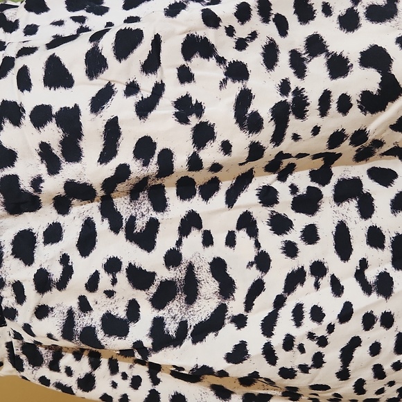 H&M cheetah dress  h5 - Picture 2 of 12